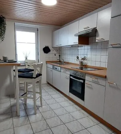 Gemuetliche Ferienwohnung Am Schwarzwaldrand Jettingen  Exterior foto